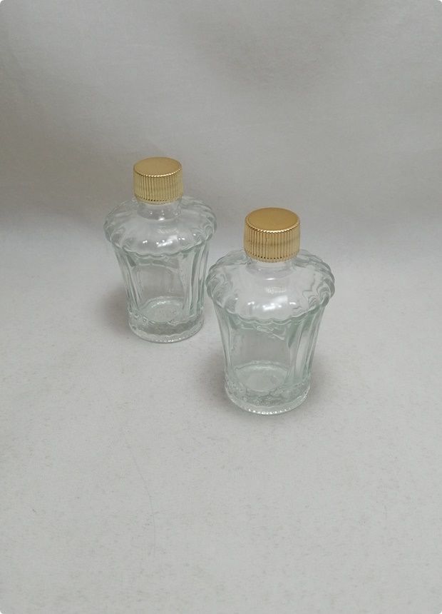 50 cc Mini Pvc Kapaklı Çizgili Cam Kolanya Şişesi