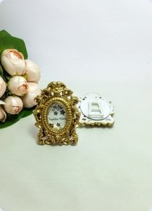 Vesikalık Oymalı Polyester Oval Çerçeve ( dayama ayaklı )