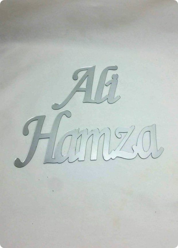 Kapı süsü ; çerçeve içi isimlik pleksi ayna