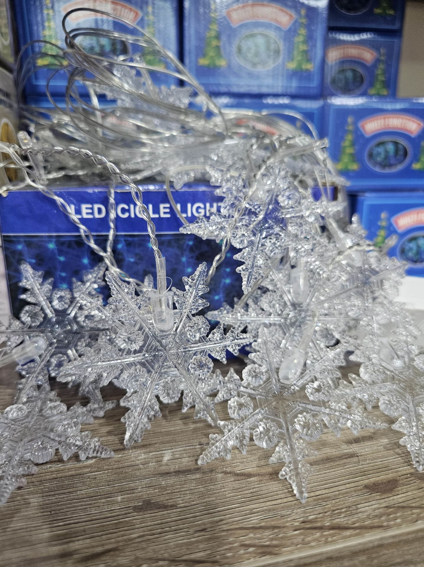 Yıldız 4m 96 Led 19 Saçak 40-50-60cm