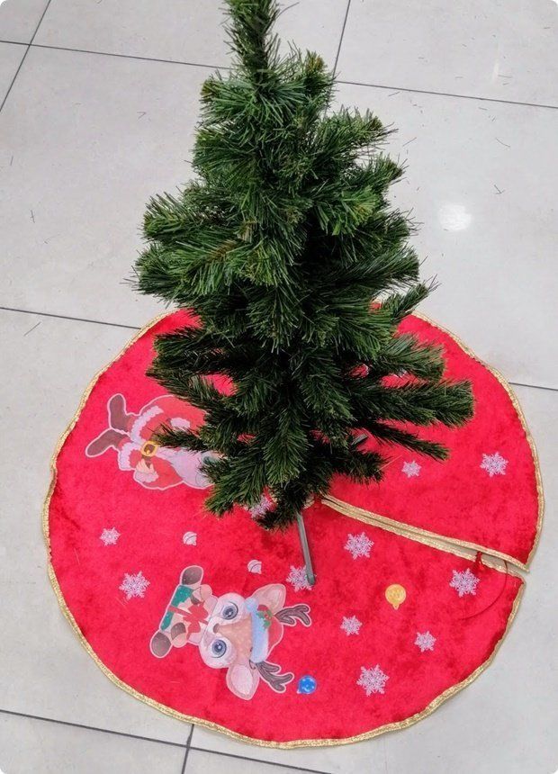 Kadife Lüks Çam Ağacı Altı Örtüsü (70cm)