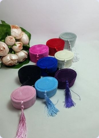 10 lu Püsküllü Flok Oval Pvc Kutu