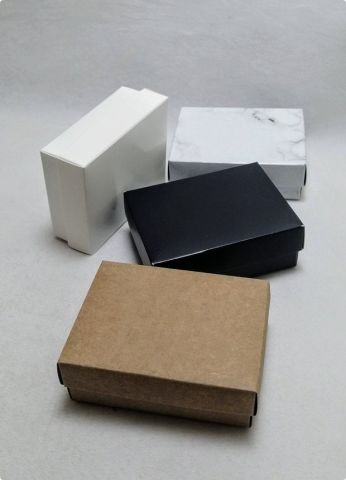 30 Lu Uv Baskılı (8x6x3 Cm) Süngerli Karton Takı Kutuları