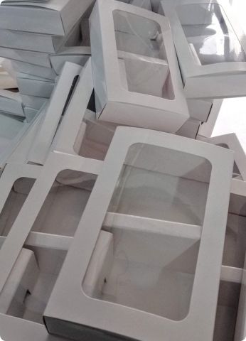 12x9x3 Cm Pencereli 2 Bölmeli Karton Asetat Kutu 20 li
