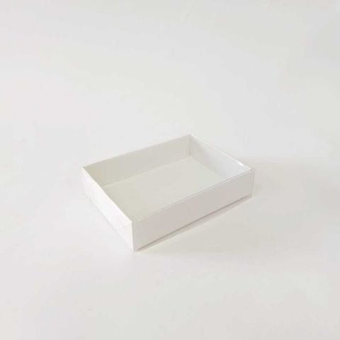 11x8x3 cm Altı Karton Üstü Asetat Kutu