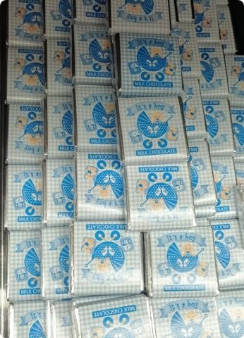 1 Kg Pusetli Kare Madlen Bebek şekeri çikolatası