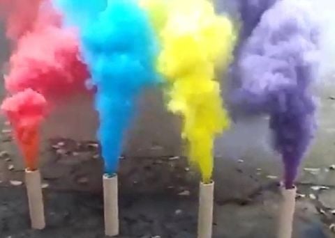 Parti İçin Sis Bombası