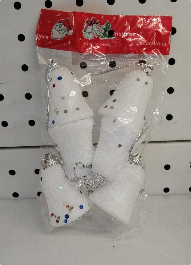 6 lı Strafor Karlı Çan Ağaç Süsü (6cm)